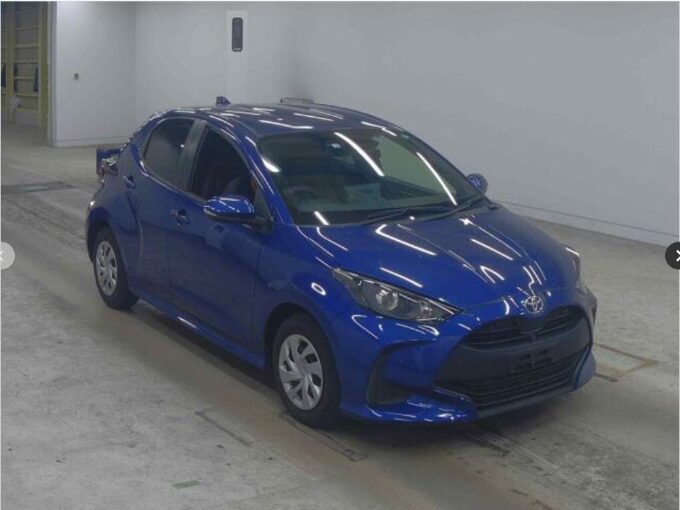 TOYOTA YARIS BLUE - 1