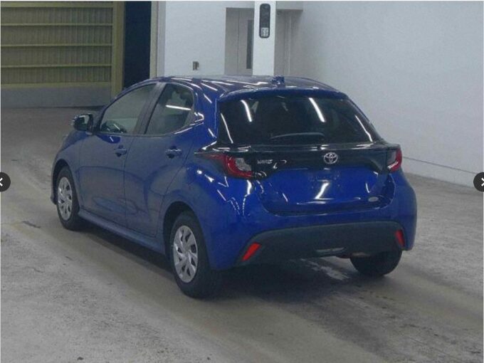 TOYOTA YARIS BLUE - 2
