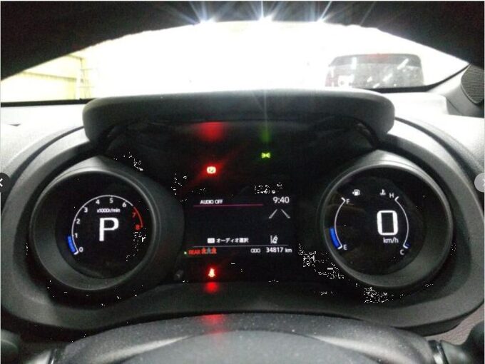 TOYOTA YARIS BLUE - 6