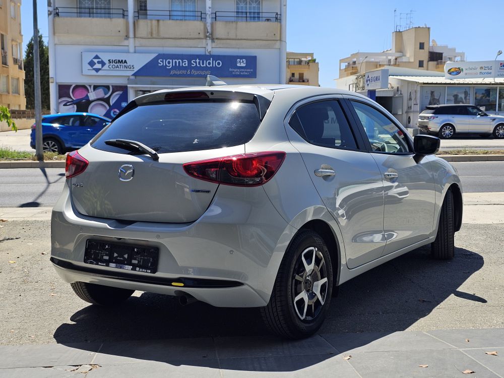 Mazda 2 Facelift 2023