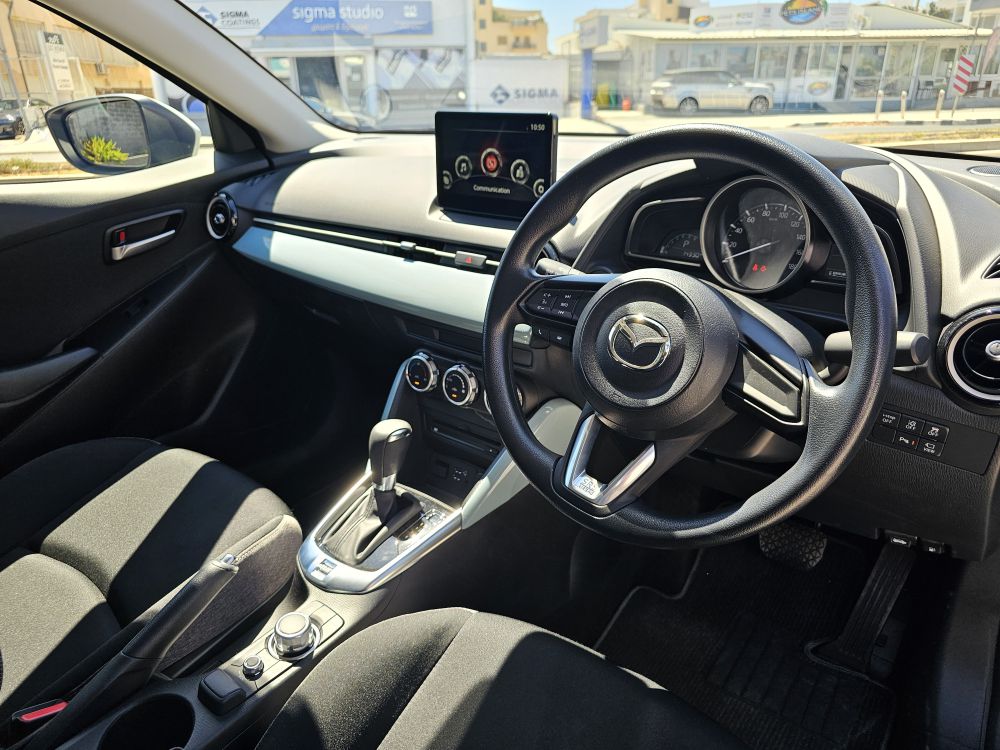 Mazda 2 Facelift 2023